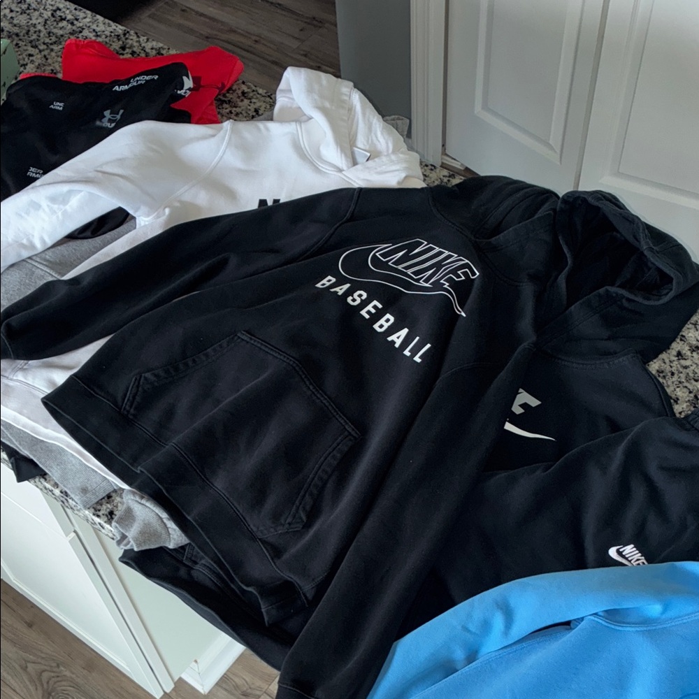 Nike hoodie bundle